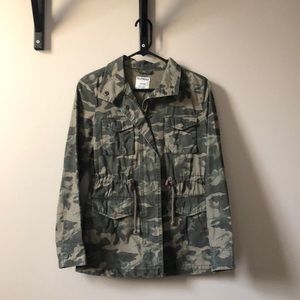 Women’s camouflage jacket